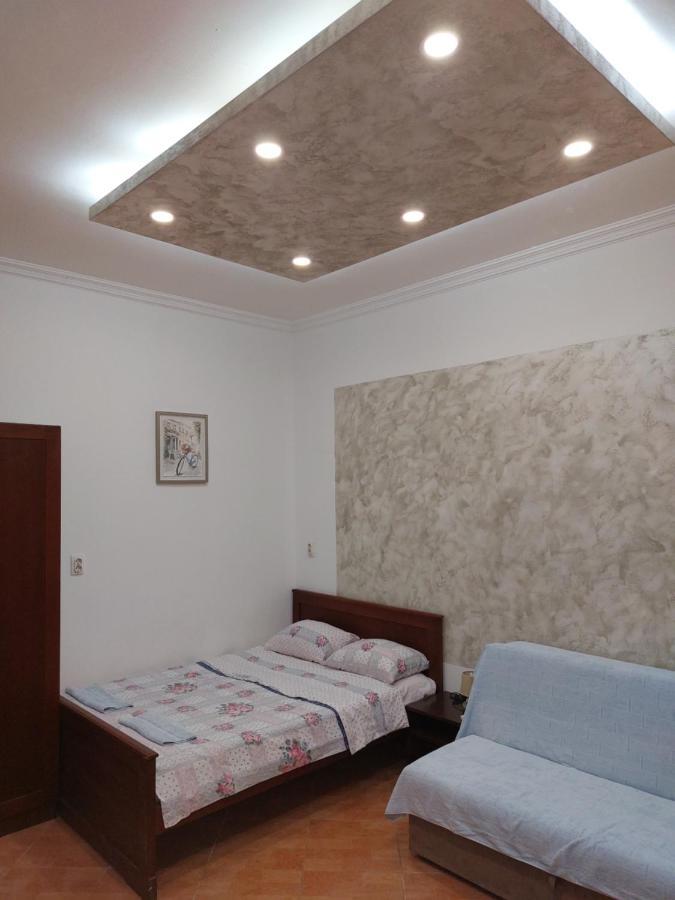 Apartments Mira Tivat Eksteriør billede